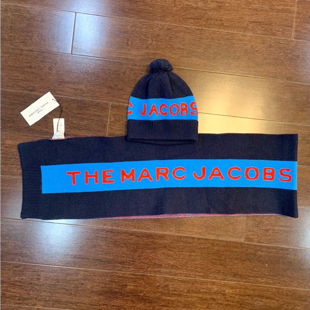 Marc Jacobs Blue and Red Scarf and Hat Set